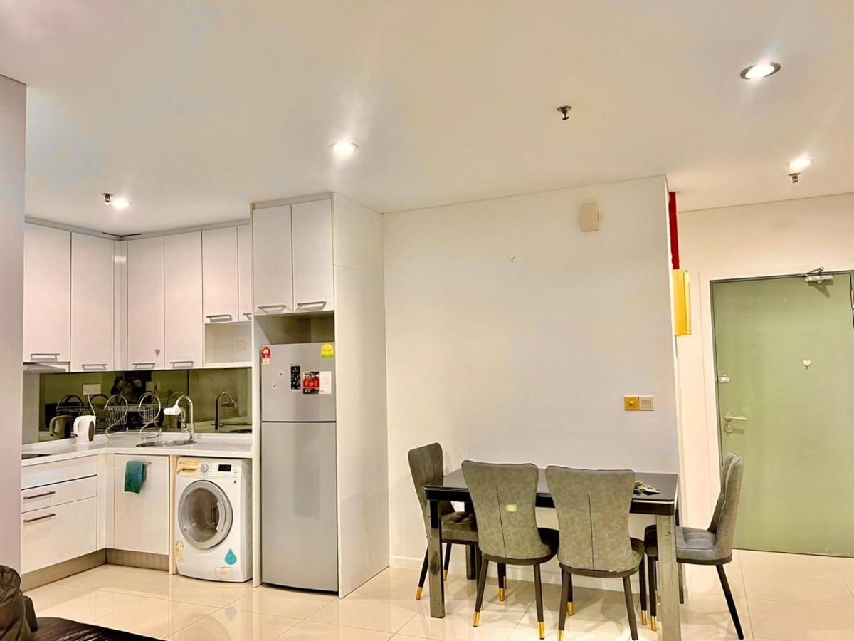 Summer Suites Near Klcc Куала-Лумпур Экстерьер фото