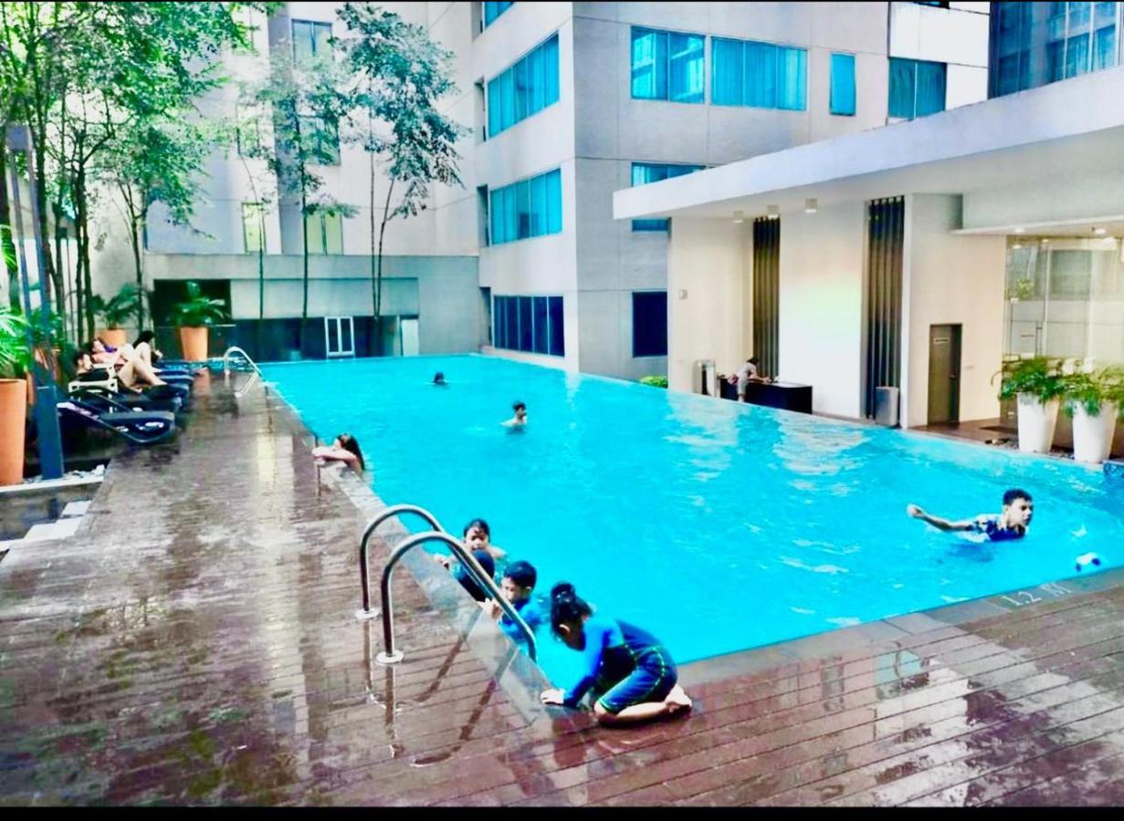 Summer Suites Near Klcc Куала-Лумпур Экстерьер фото