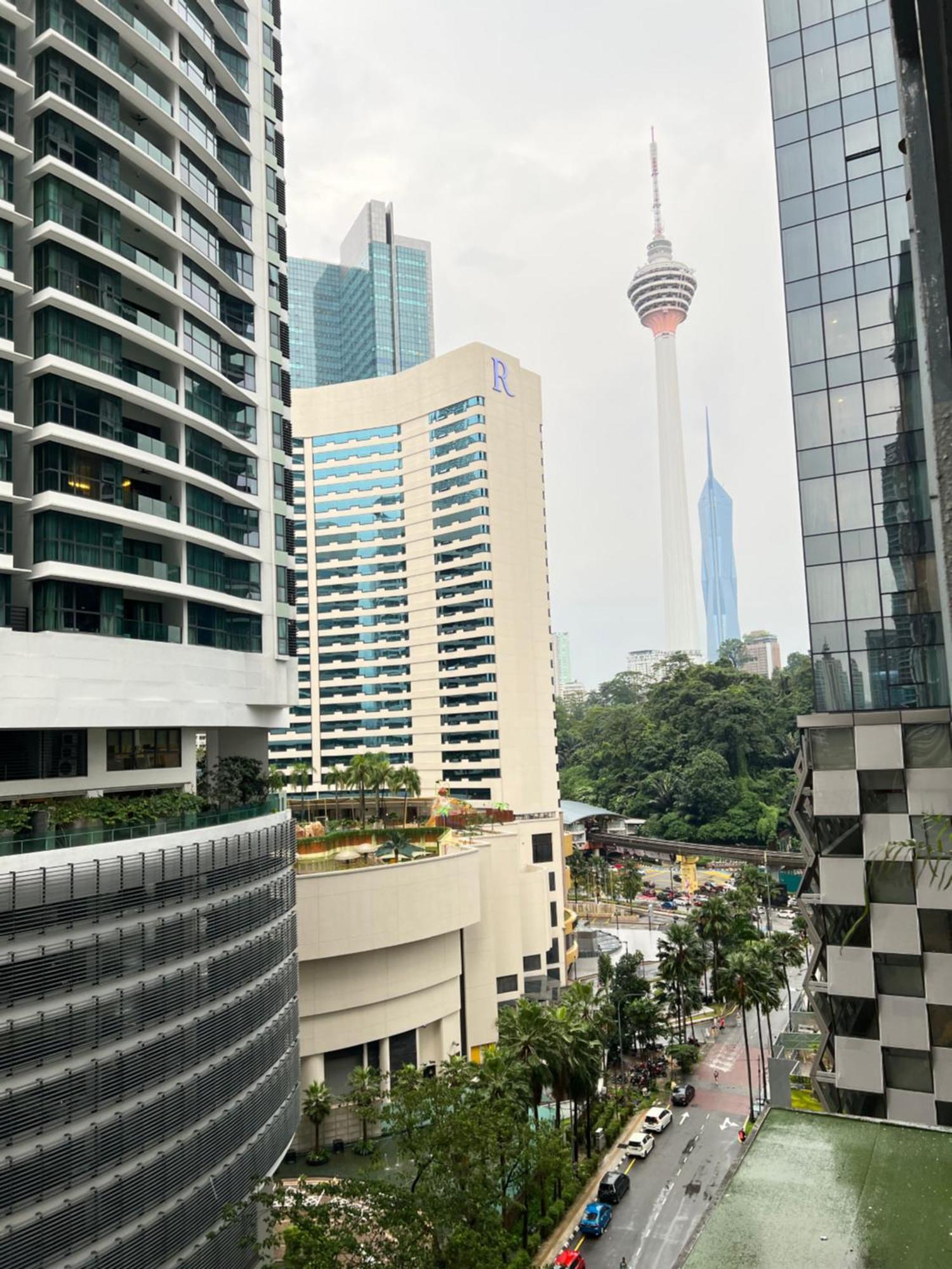 Summer Suites Near Klcc Куала-Лумпур Экстерьер фото